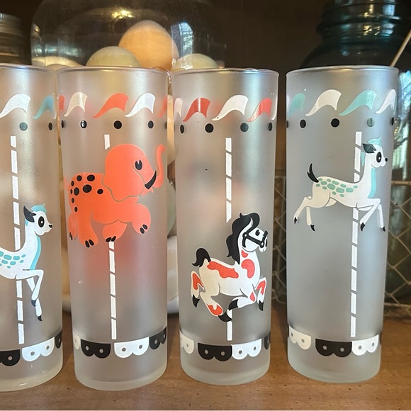 Vintage Libbey Carousel glasses - Picture 2 of 4